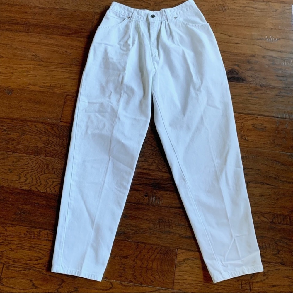 Y2K Levi’s Misses‎ White Pleated High Rise Jeans
